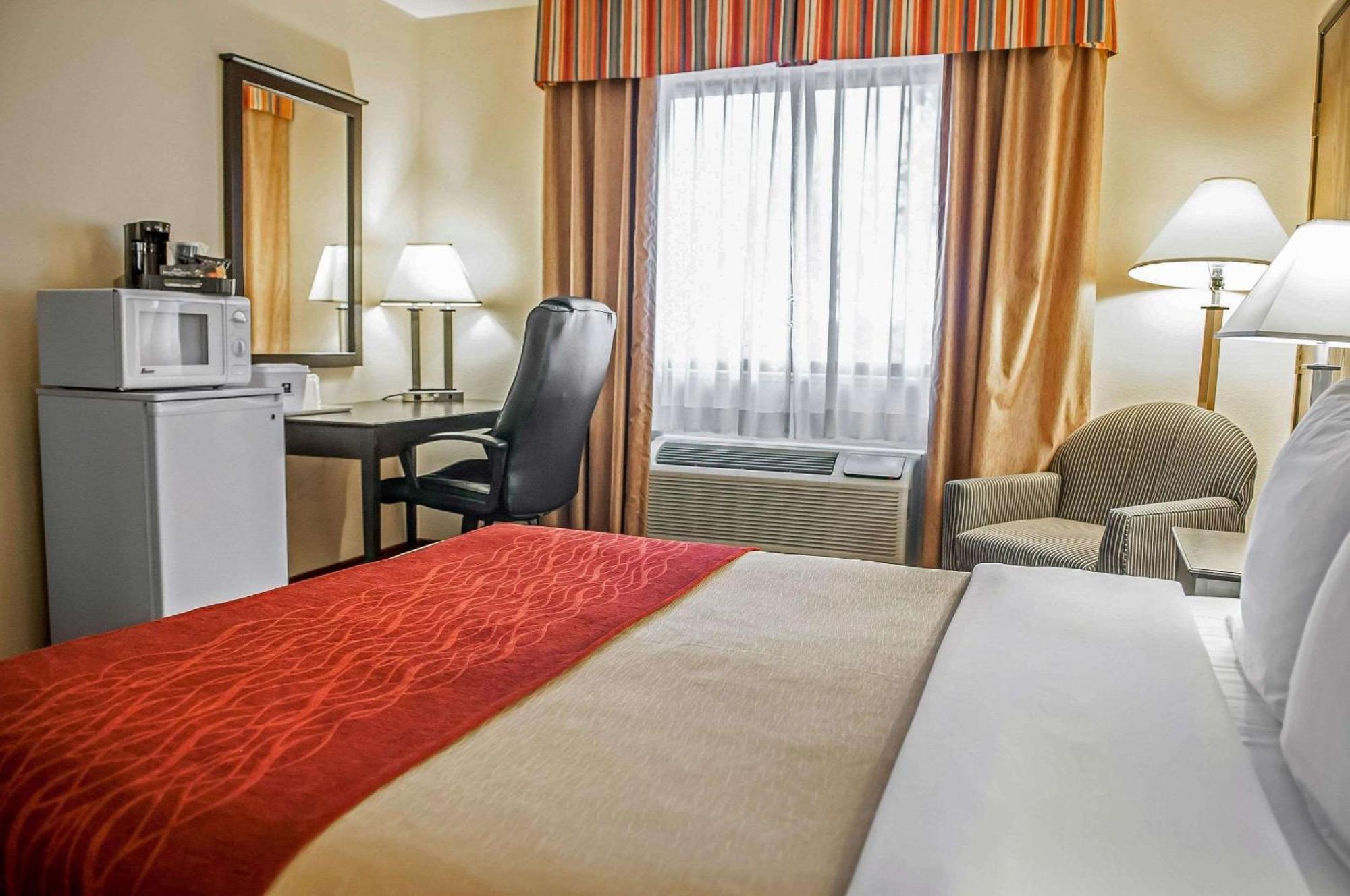 Quality Inn Ріо-Ранчо Екстер'єр фото