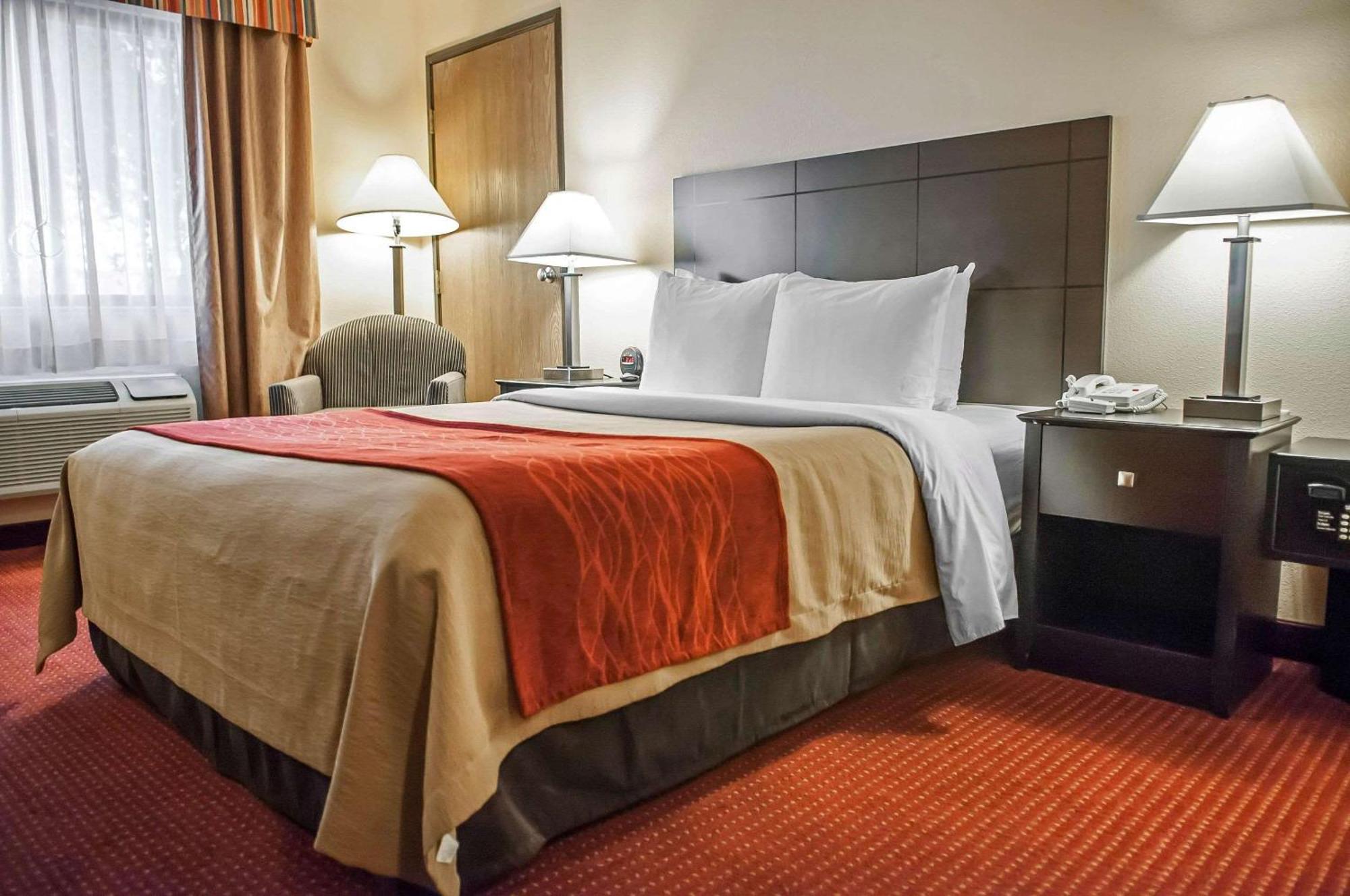 Quality Inn Ріо-Ранчо Екстер'єр фото