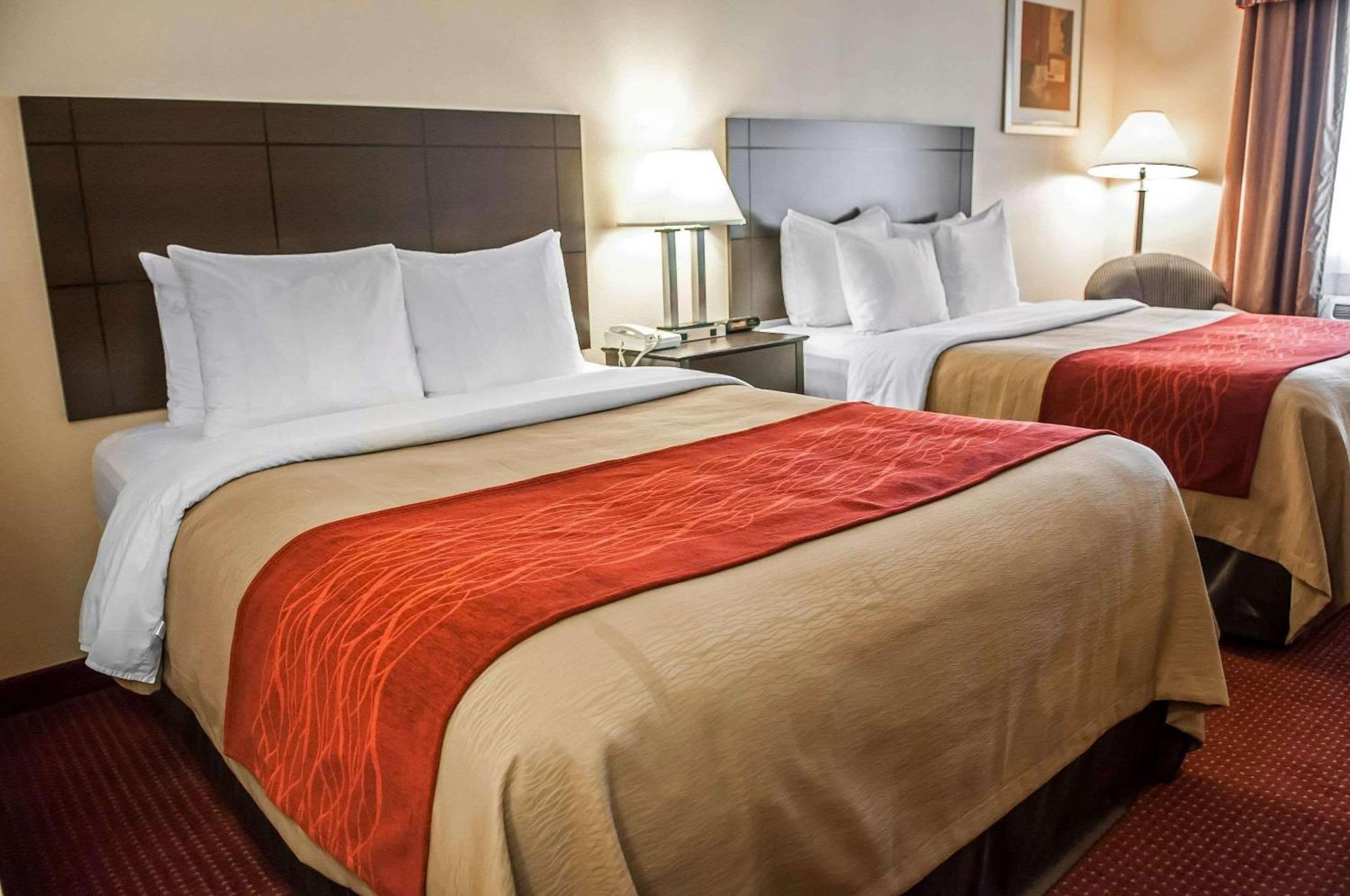 Quality Inn Ріо-Ранчо Екстер'єр фото