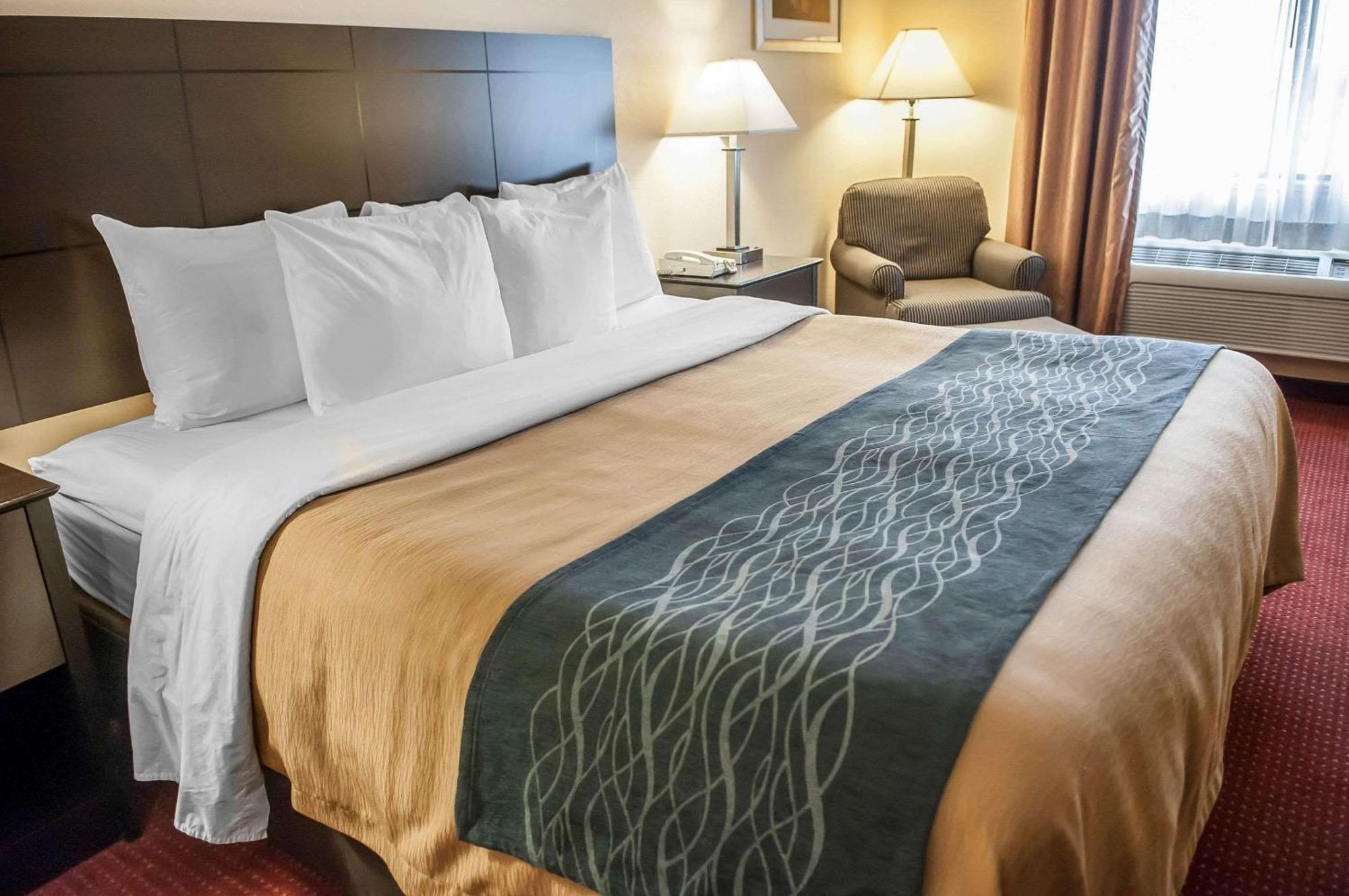 Quality Inn Ріо-Ранчо Екстер'єр фото