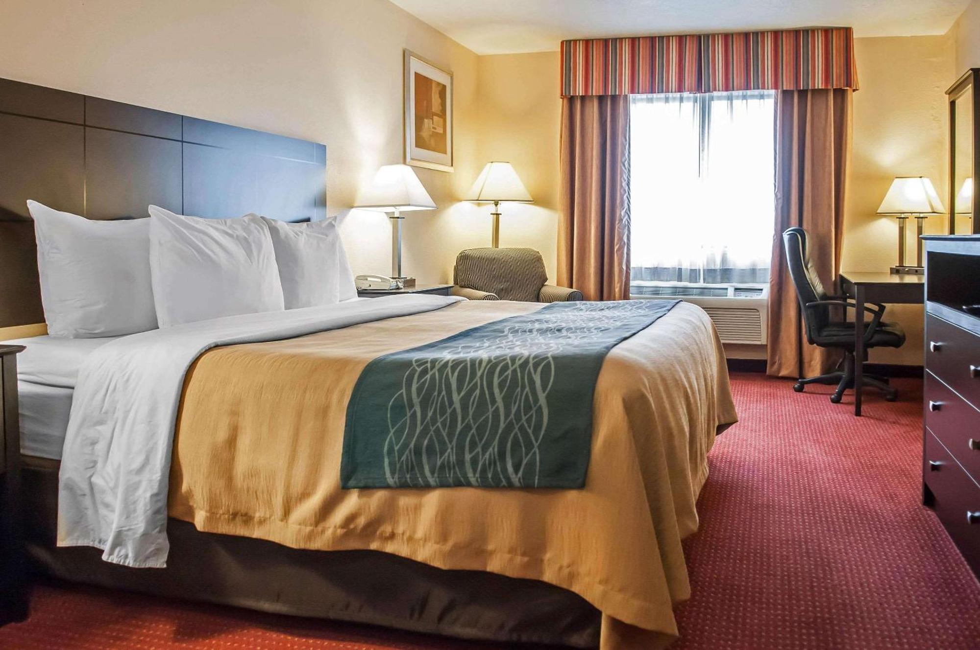 Quality Inn Ріо-Ранчо Екстер'єр фото